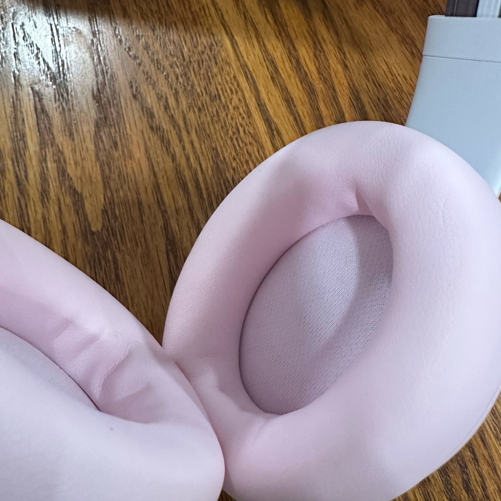 Beats Studio Pro Bluetooth Wireless
Headphones - … - image 9